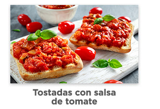 Tostadas con salsa de tomate